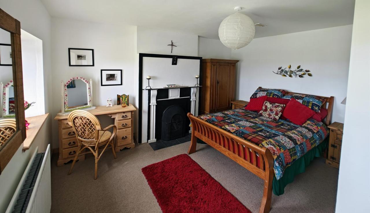 Teach Roisin-Traditional Irish Holiday Cottage In Malin Head. Exteriör bild