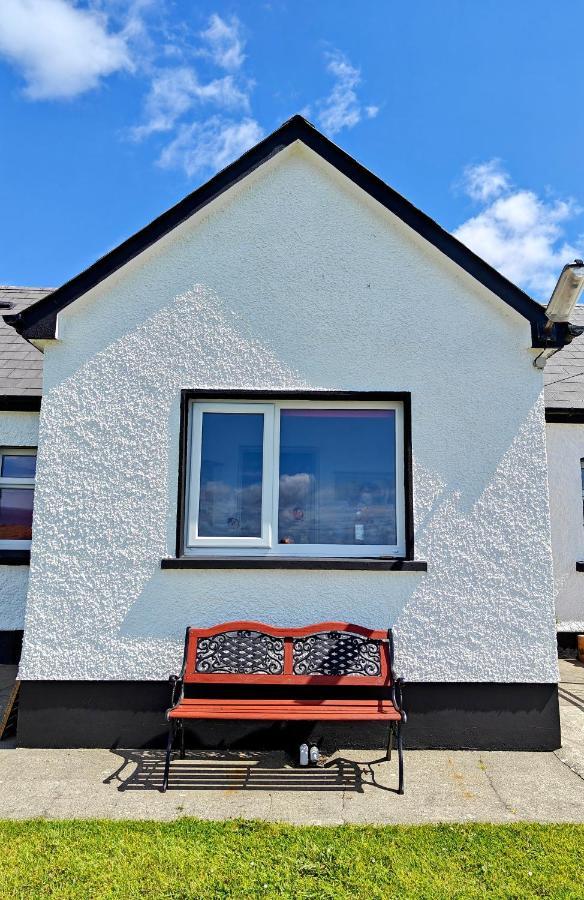 Teach Roisin-Traditional Irish Holiday Cottage In Malin Head. Exteriör bild