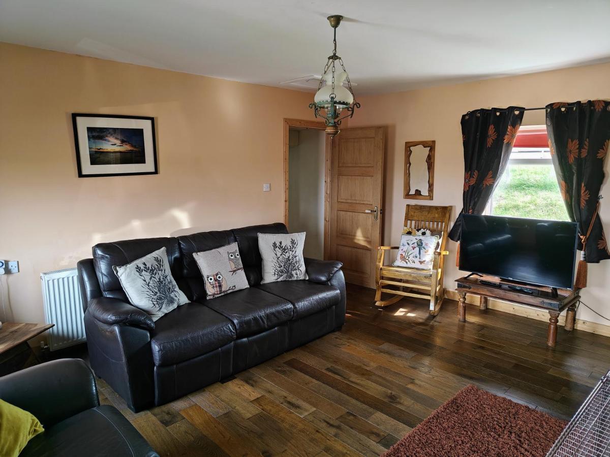 Teach Roisin-Traditional Irish Holiday Cottage In Malin Head. Exteriör bild