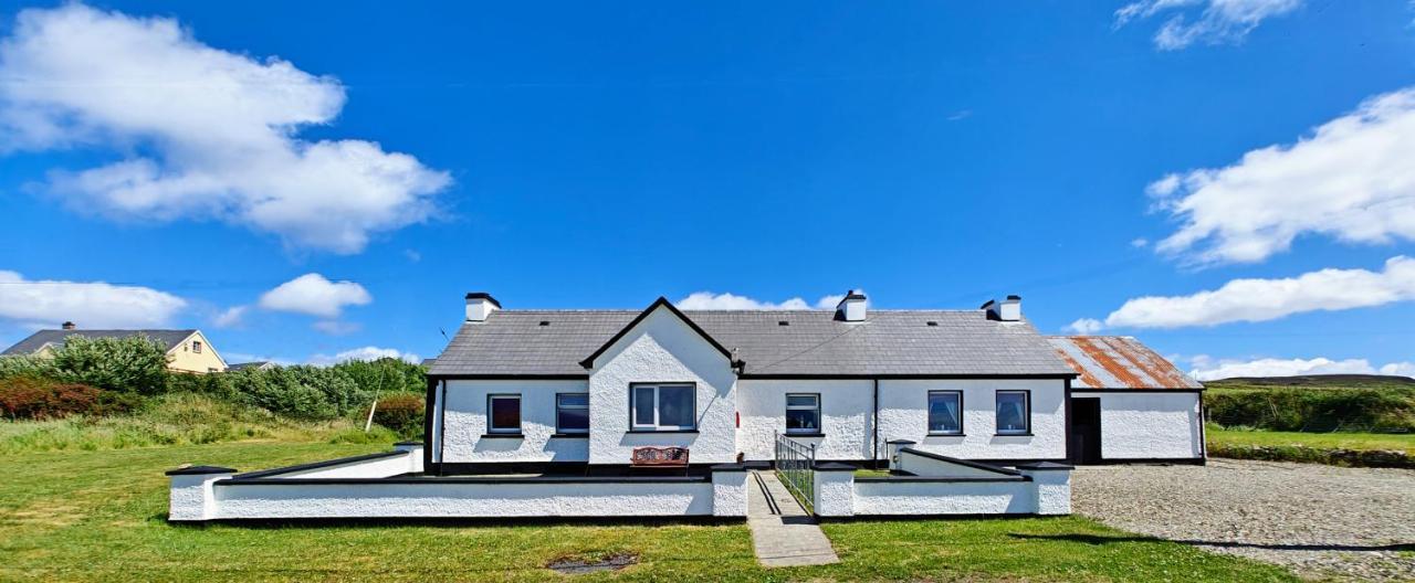 Teach Roisin-Traditional Irish Holiday Cottage In Malin Head. Exteriör bild